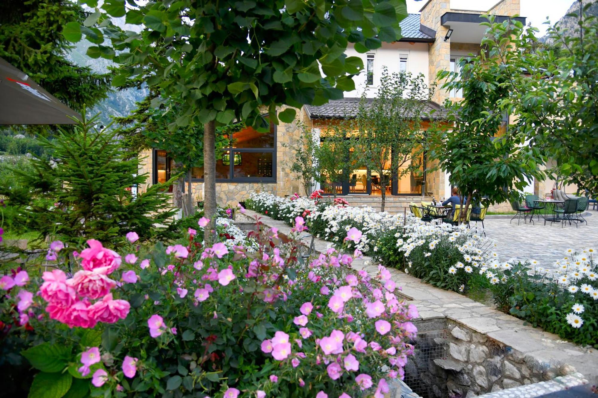 Breezy Hotel Valbone Exteriér fotografie