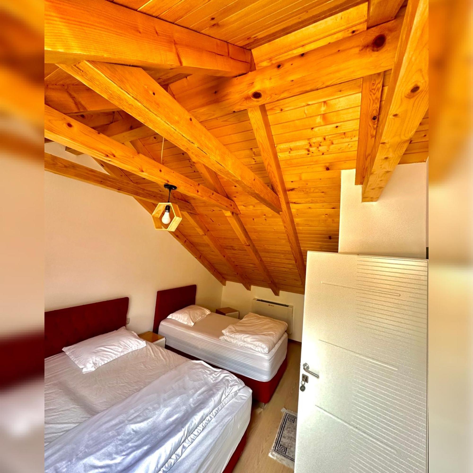 Breezy Hotel Valbone Pokoj fotografie